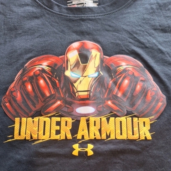 Under Armour Marvel Black T-shirt Iron Man Boys Large YLG Loose Heat Gear - Picture 4 of 8